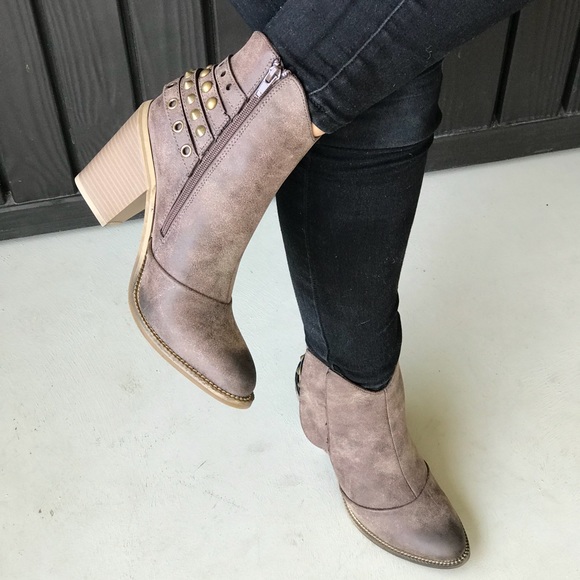 Metal Grommet Studs Wrap Around Ankle Boots - Picture 4 of 8